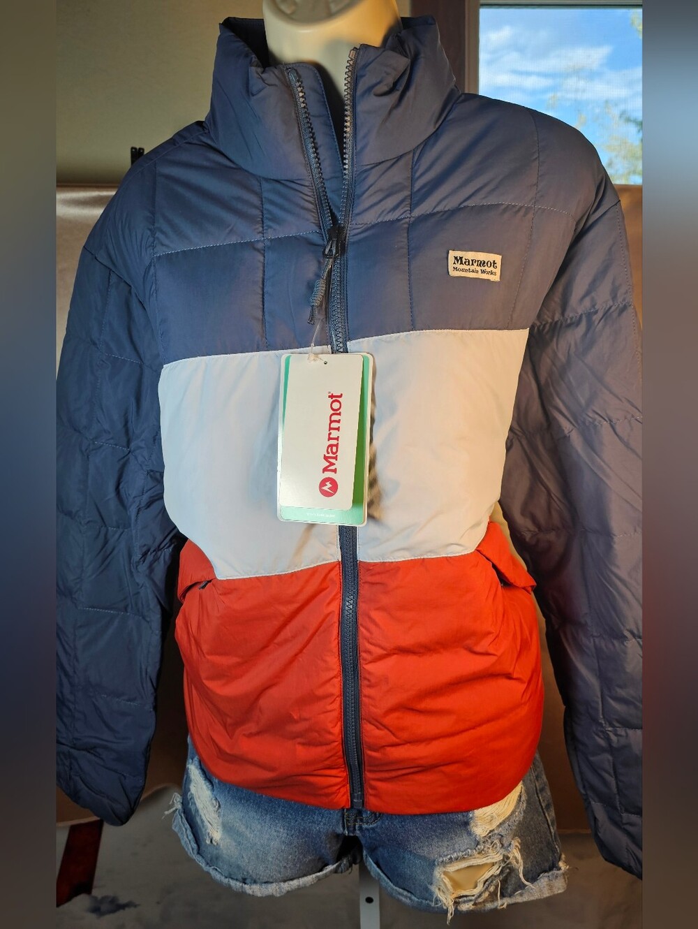 Marmot Ares Down Jacket Women’s Medium 700 Fill Colorblock Puffer NWT